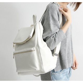 ウィゴー(WEGO)の【新品】WEGO スクエアリュック  バックパック ホワイト(リュック/バックパック)