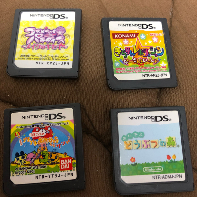 ニンテンドーDS(ニンテンドーDS)のDSソフト 4点セット エンタメ/ホビーのゲームソフト/ゲーム機本体(家庭用ゲームソフト)の商品写真