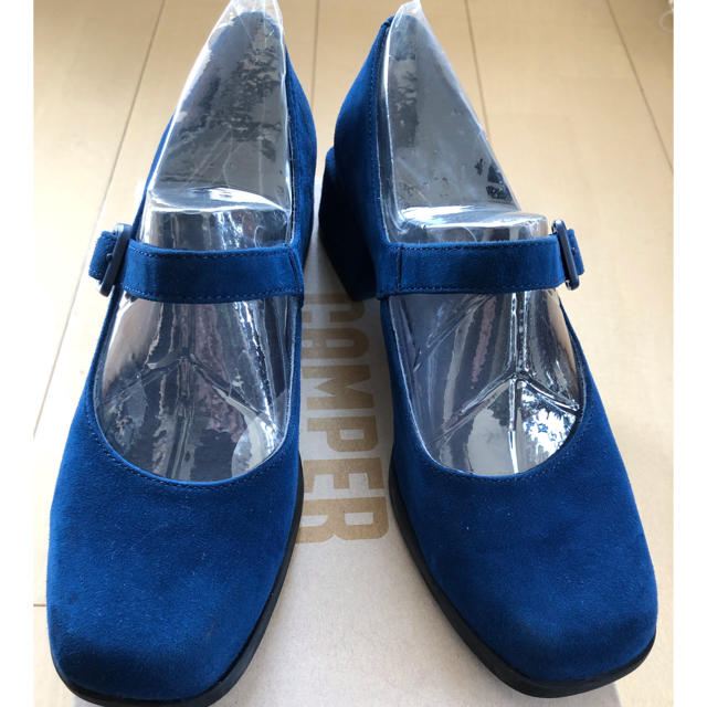 CAMPER(カンペール)のカンペールのストラップシューズ 青 スエード 37サイズ 美品 レディースの靴/シューズ(ハイヒール/パンプス)の商品写真