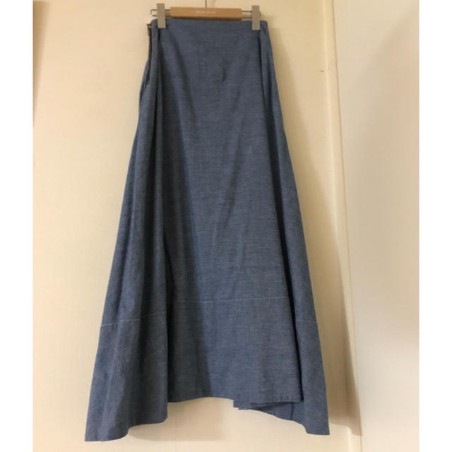 MADISONBLUE(マディソンブルー)のマディソンブルー シャンブレーマキシスカート レディースのスカート(ロングスカート)の商品写真