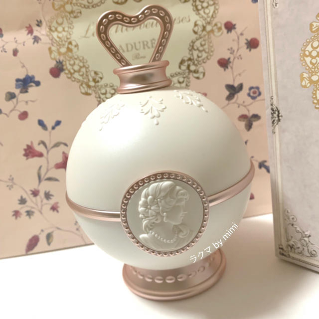 ベースメイク/化粧品未使用 リミテッド 限定パウダーポット LADUREE