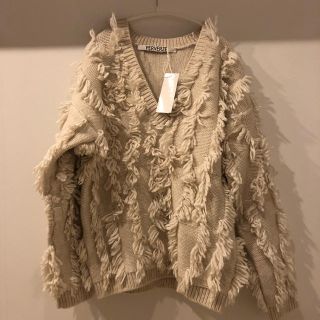 トーガ(TOGA)のPERVERZE パーバーズ フリンジニット 白 新品 KNIT(ニット/セーター)