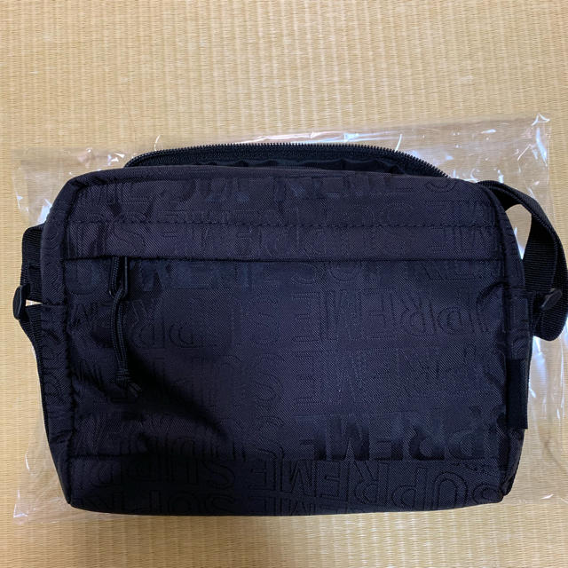 supreme Shoulder Bag COLOR/STYLE：Black 1