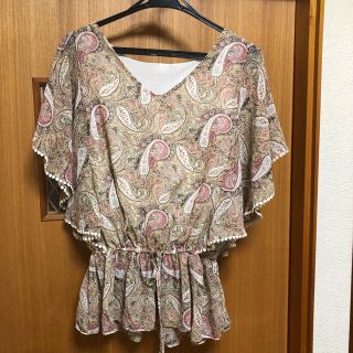 アーモワールカプリス(armoire caprice)の⭐️美品（╹◡╹）⭐️ペーズリ柄  トップス⭐️(シャツ/ブラウス(長袖/七分))