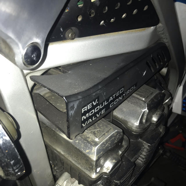 CBR400F レブカバー REVカバー エアガイド 純正 CBR400F レブカバー REVカバー エアガイド 純正