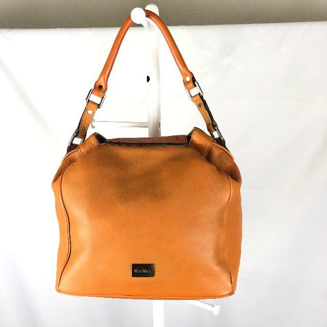 Max Mara(マックスマーラ)の【美品】Max Mara 大容量レザーハンドバッグ キャメル 保存袋付 レディースのバッグ(ショルダーバッグ)の商品写真