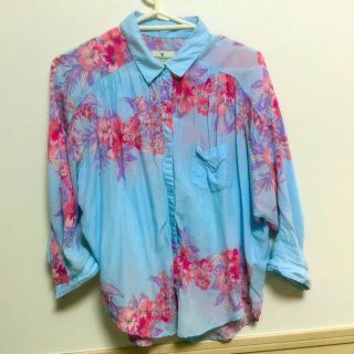 アメリカンイーグル(American Eagle)の花柄シャツ♡(シャツ/ブラウス(長袖/七分))