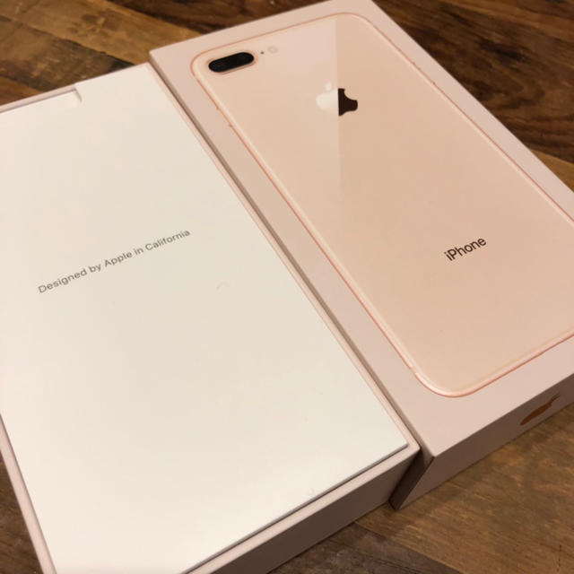 iPhone8プラス  美品