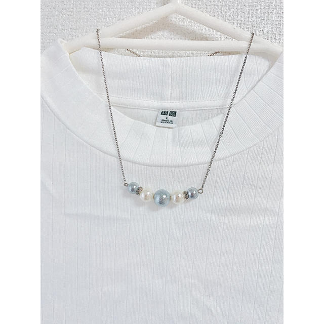 フレンチグレーパールとホワイトパールのネックレス ハンドメイドのアクセサリー(ネックレス)の商品写真