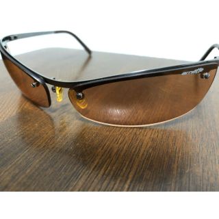 アーネット(Arnette)のアーネット arnette サングラス 中古 (サングラス/メガネ)