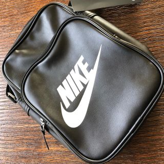 ナイキ(NIKE)の新品 NIKE☆ショルダーバック☆ブラック(ショルダーバッグ)