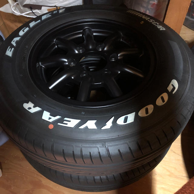 Goodyear(グッドイヤー)のZILLON様専用！ハイエース☆195/80R15 自動車/バイクの自動車(タイヤ・ホイールセット)の商品写真