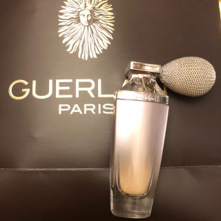 ゲラン(GUERLAIN)のパレットゴールドとおまとめ　ゲラン★  ボディ パウダー(フェイスパウダー)