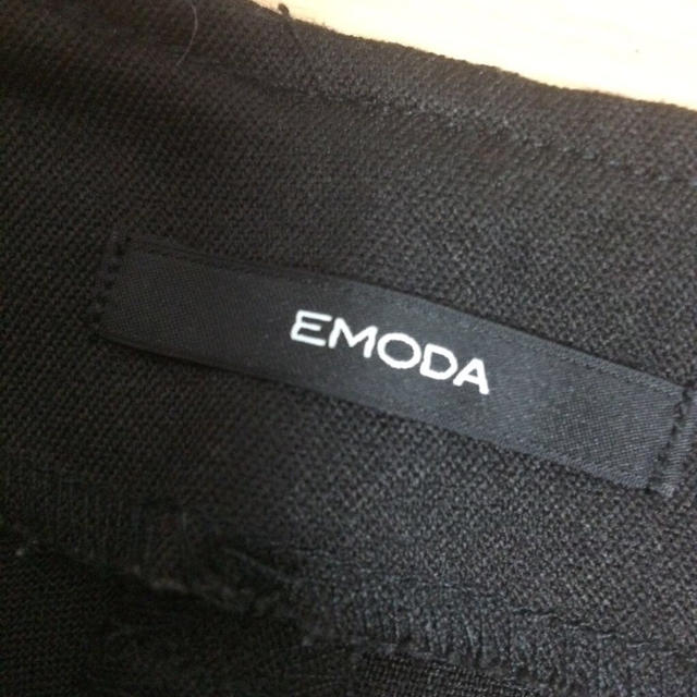 EMODA(エモダ)のemoda ハイウエスト スラックス レディースのパンツ(クロップドパンツ)の商品写真