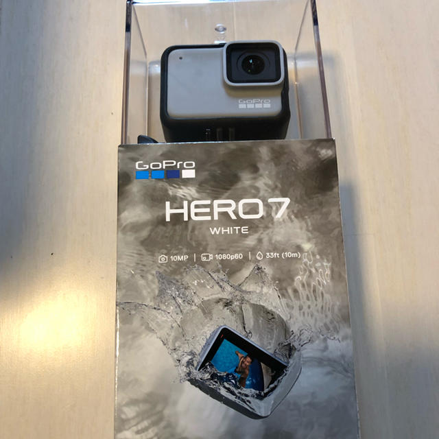 GoPro(ゴープロ)の"最終値下げ"新品未開封 GoPro HERO7 WHITE スマホ/家電/カメラのカメラ(コンパクトデジタルカメラ)の商品写真