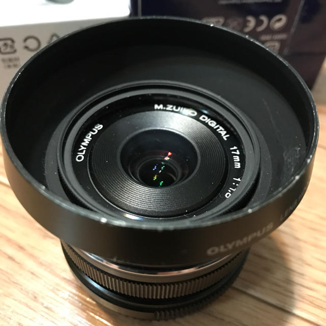OLYMPUS(オリンパス)のM.ZUIKO DIGITAL 17mm f1.8  3kikiMan様専用 スマホ/家電/カメラのカメラ(レンズ(単焦点))の商品写真