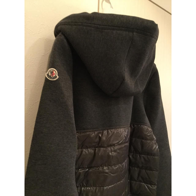 MONCLER(モンクレール)の新品正規品2018モデル定価129600公式サイト完売 モンクレール   メンズのジャケット/アウター(マウンテンパーカー)の商品写真