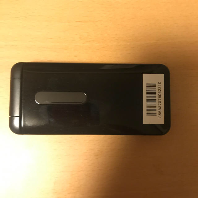 au(エーユー)のGRATINA 4G KYF31SKA SIMロック解除済み スマホ/家電/カメラのスマートフォン/携帯電話(携帯電話本体)の商品写真