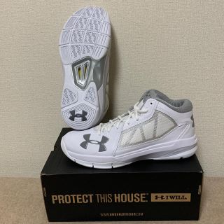 アンダーアーマー(UNDER ARMOUR)の【値下】［新品］アンダーアーマーバスケットボールシューズ27.５cm(バスケットボール)