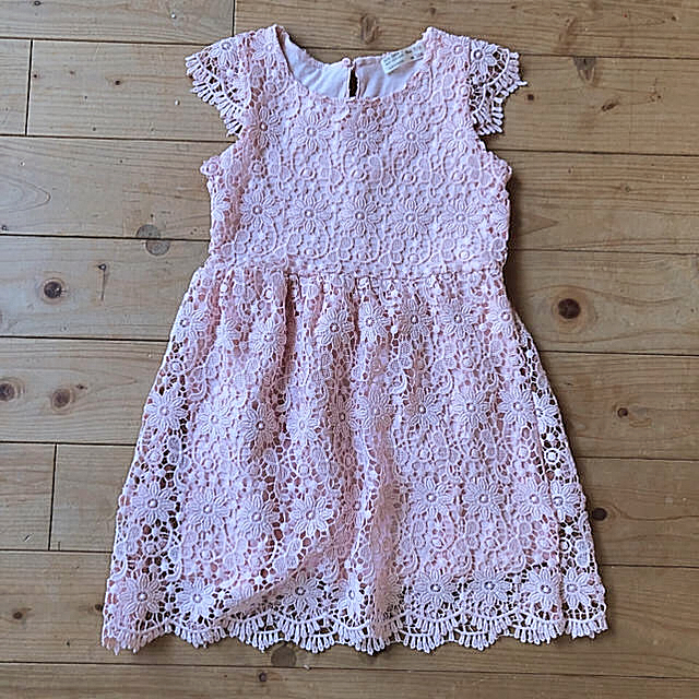 ZARA KIDS(ザラキッズ)のZARA ワンピース キッズ/ベビー/マタニティのキッズ服女の子用(90cm~)(ワンピース)の商品写真