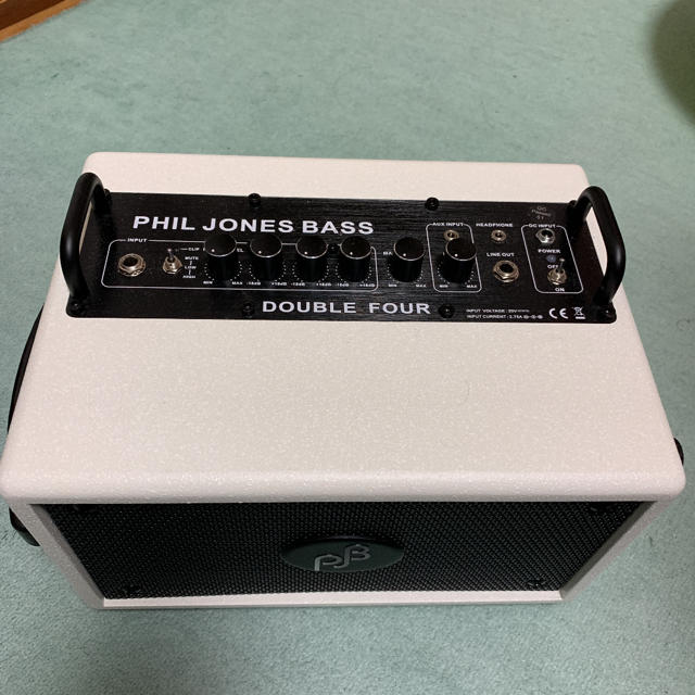 phil jones bass double four 楽器のベース(ベースアンプ)の商品写真