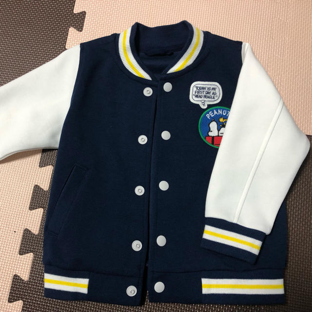 UNIQLO(ユニクロ)の新品 ユニクロ キッズ ブルゾン アウター 春 キッズ/ベビー/マタニティのキッズ服男の子用(90cm~)(ジャケット/上着)の商品写真