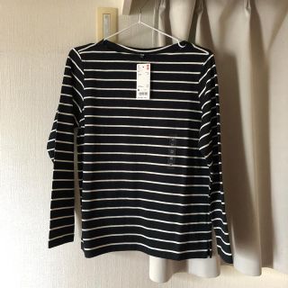 ユニクロ(UNIQLO)の新品未使用品ユニクロボートネックボーダートップスM(カットソー(長袖/七分))