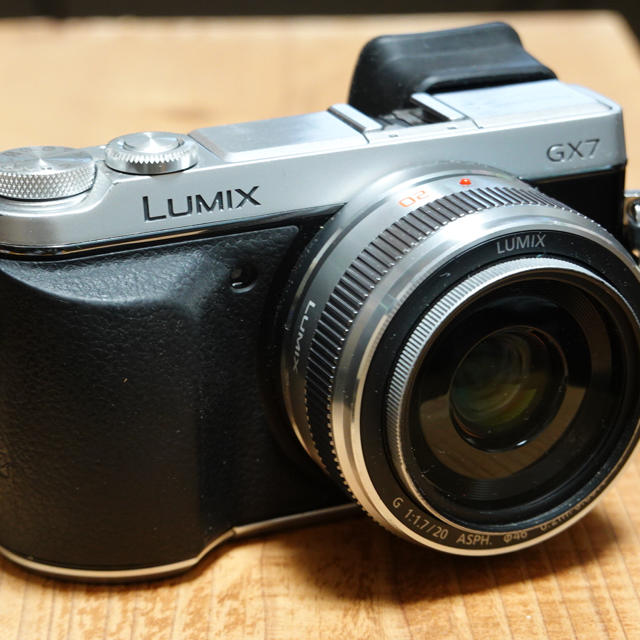 カメラミラーレス一眼 LUMIX GX7