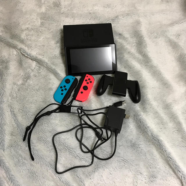 【特別値下げ】Nintendo Switch 本体 箱付き