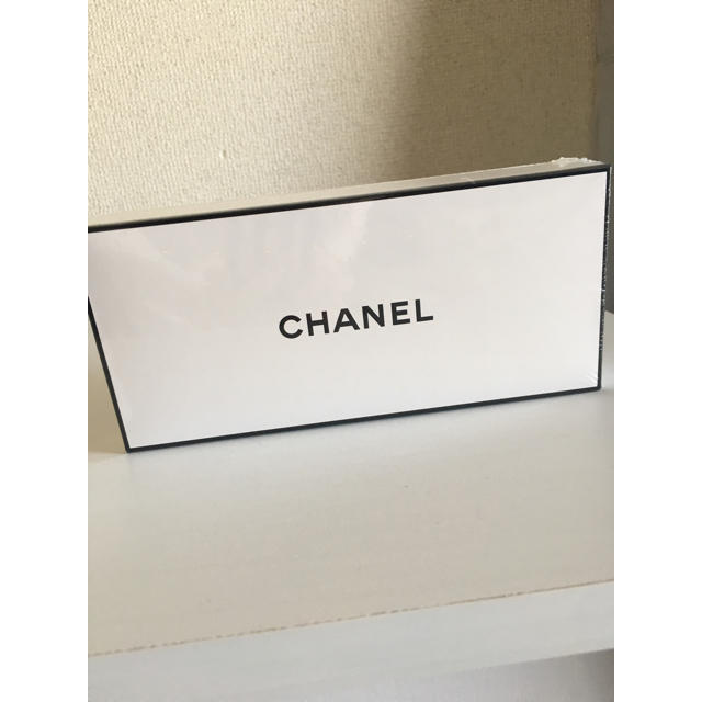 CHANEL(シャネル)の新品未使用♡CHANEL 石鹸&香水セット コスメ/美容のボディケア(ボディソープ/石鹸)の商品写真