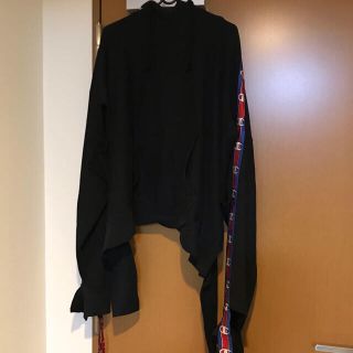 バレンシアガ(Balenciaga)のvetements champion ロゴテープフーディー(パーカー)