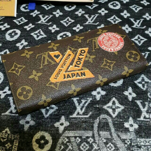 LOUIS VUITTON(ルイヴィトン)の未使用 LOUIS VUITTON 長財布 レディースのファッション小物(財布)の商品写真