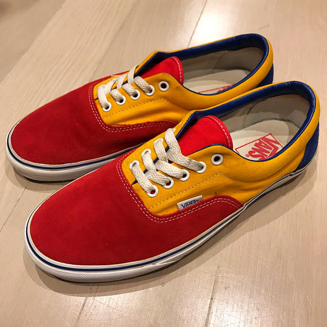 VANS VAULT - VANS ERA バンズ エラ 赤 黄 青の通販 by sss｜バンズボルトならラクマ