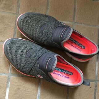 スケッチャーズ(SKECHERS)のスニーカー２５㎝(スニーカー)