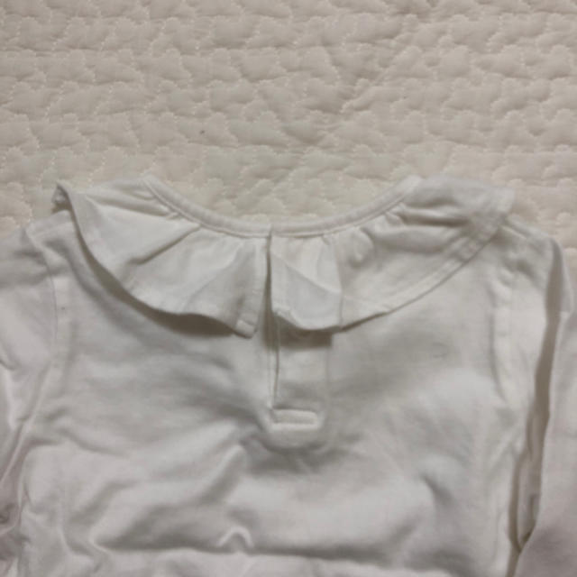 UNIQLO(ユニクロ)のUNIQLO ブラウス 白 キッズ/ベビー/マタニティのベビー服(~85cm)(シャツ/カットソー)の商品写真