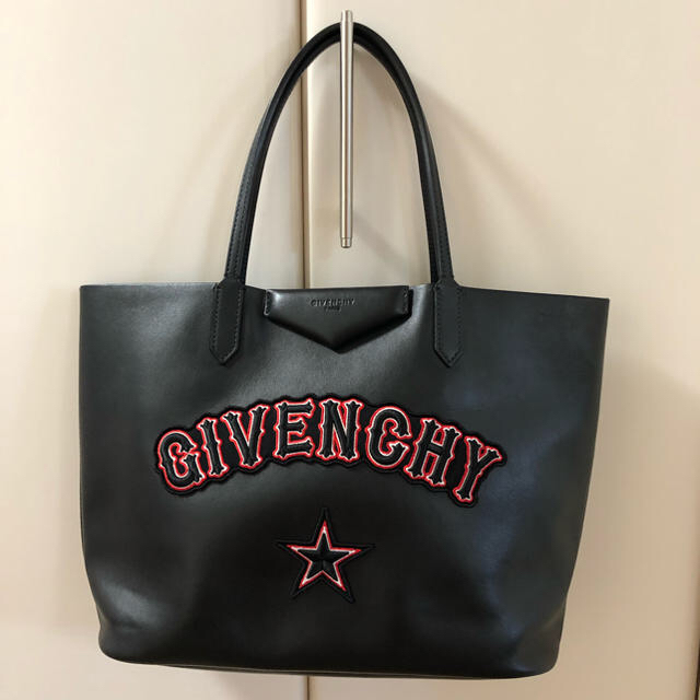 GIVENCHY(ジバンシィ)の専用 GIVENCHY ジバンシイ トートバック レディースのバッグ(トートバッグ)の商品写真