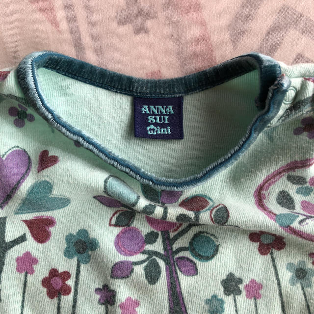 ANNA SUI mini(アナスイミニ)のアナスイミニ 女の子長そでトップス 緑 80cm キッズ/ベビー/マタニティのベビー服(~85cm)(Ｔシャツ)の商品写真