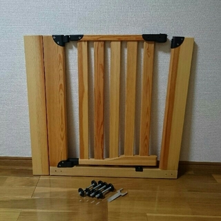 カトージ(KATOJI)の【ふくふく様専用】KATOJI 木製ベビーゲート(ベビーフェンス/ゲート)