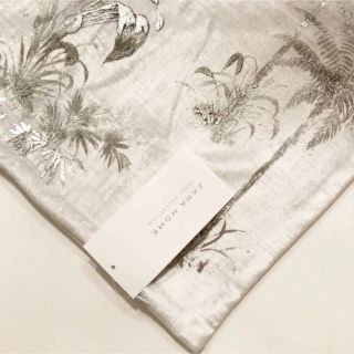 ザラホーム(ZARA HOME)の新品 ZARA HOME ザラホーム エキゾチックプランツ クッションカバー(クッションカバー)