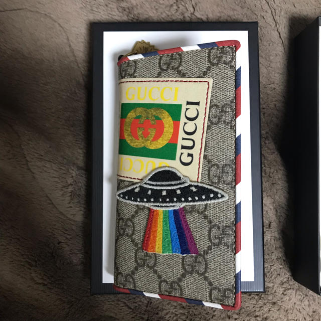 Gucci - GUCCI クーリエ iPhone7 8 ケースの通販 by ばばばばれんしあが｜グッチならラクマ