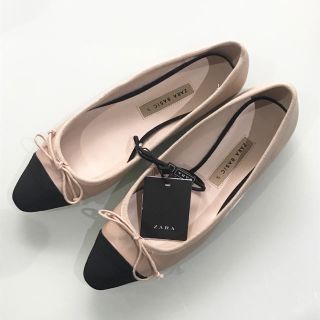 ザラ(ZARA)の新品未使用！ZARA BASIC人気バイカラーフラットシューズ(バレエシューズ)