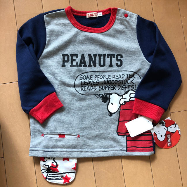 PEANUTS(ピーナッツ)のトレーナー キッズ/ベビー/マタニティのキッズ服男の子用(90cm~)(Tシャツ/カットソー)の商品写真