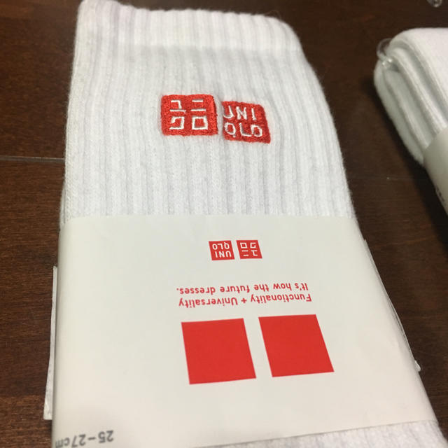 UNIQLO(ユニクロ)のユニクロ ロゴ入り 靴下 一足 メンズのレッグウェア(ソックス)の商品写真