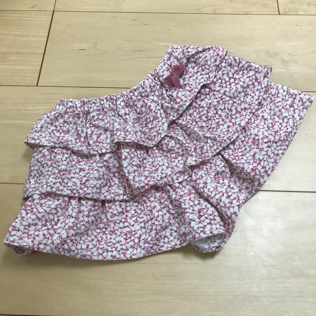 Bonpoint(ボンポワン)のタルティーヌエショコラ 90 リバティ ショートパンツ キッズ/ベビー/マタニティのキッズ服女の子用(90cm~)(パンツ/スパッツ)の商品写真