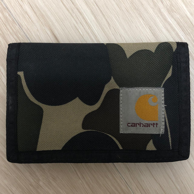 carhartt(カーハート)のcarhartt カーハート 折りたたみ財布 迷彩柄 財布 メンズのファッション小物(折り財布)の商品写真