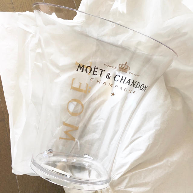 MOËT & CHANDON(モエエシャンドン)のモエ モエシャン シャンパンクーラー 非売品 新品未使用 インテリア/住まい/日用品のキッチン/食器(アルコールグッズ)の商品写真