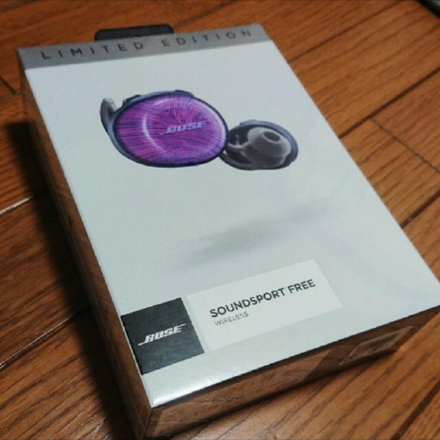 BOSE(ボーズ)の【新品】Bose SoundSport Free ウルトラバイオレット スマホ/家電/カメラのオーディオ機器(ヘッドフォン/イヤフォン)の商品写真