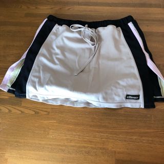 エレッセ(ellesse)のテニス スコート(ウェア)