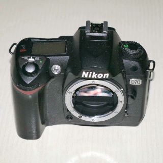 ニコン(Nikon)のNIKON D70 ボディ(デジタル一眼)