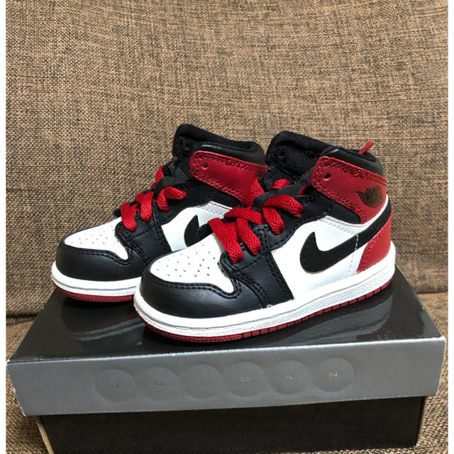 最終値下げ！ JORDAN 1 BABY  つま黒